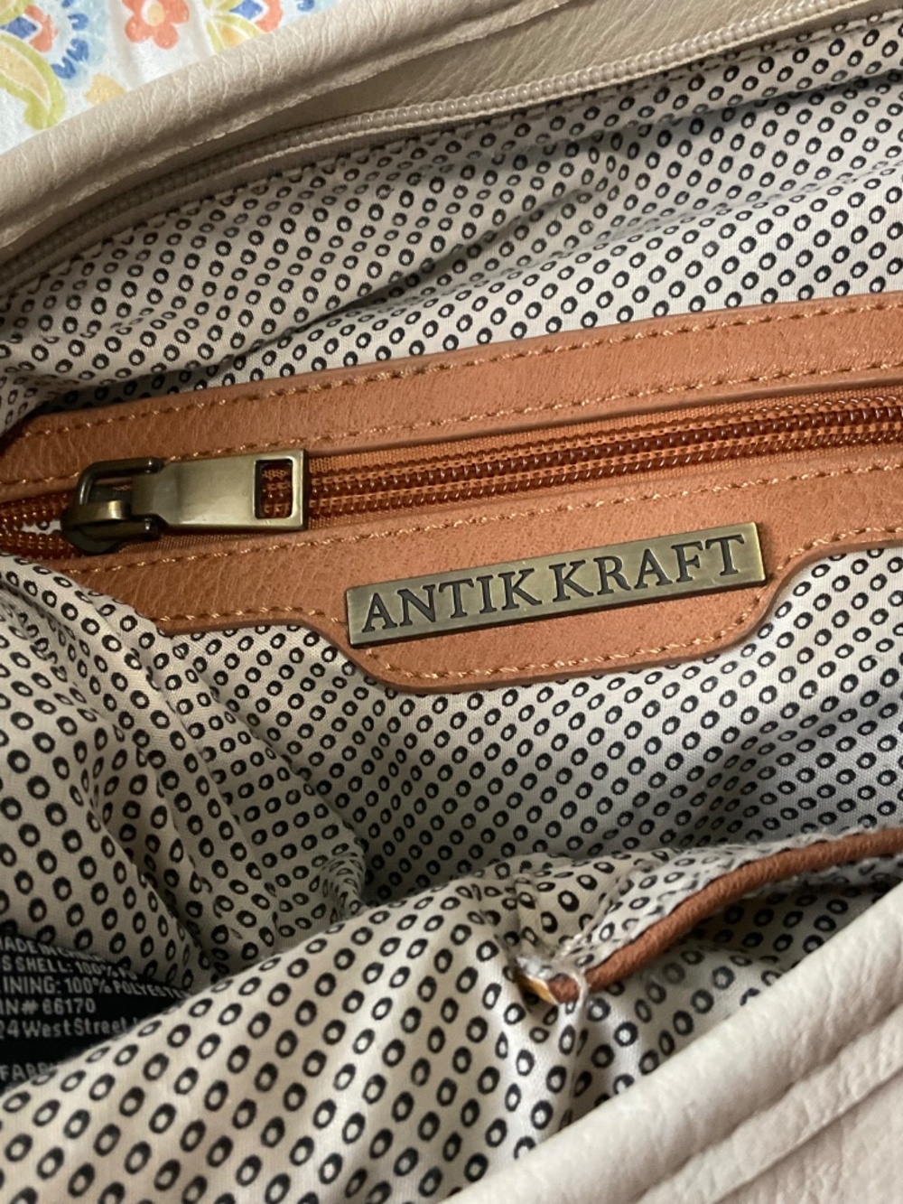 Large Antik Kraft purse,off white tote. - Picture 14 of 14